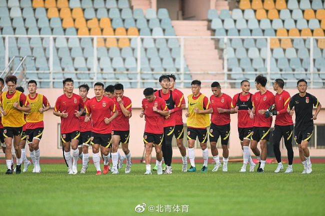 U23亚洲杯分组A组：卡塔尔、澳大利亚、约旦、印尼B组：日本、韩国、阿联酋、中国C组：沙特、伊拉克、泰国、塔吉克斯坦D组：乌兹别克斯坦、越南、科威特、马来西亚罗马诺：格列兹曼专注于马竞 他不会在冬窗加盟曼联罗马诺在今天的专栏中谈到了格列兹曼，直接指出法国球星只想留在马德里竞技，和曼联没有联系。